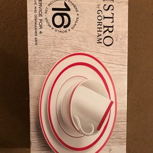 Brand new 16 piece dinnerware set